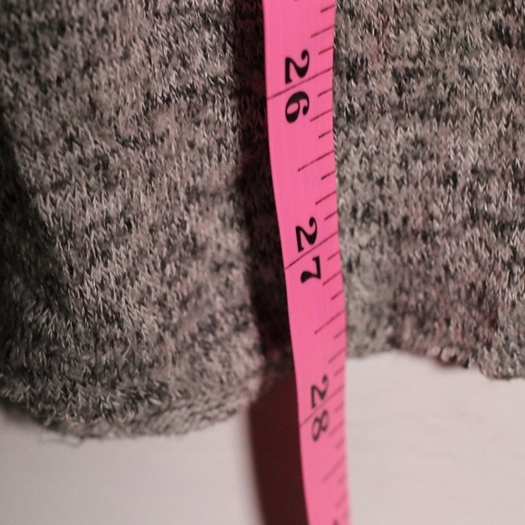 UO Silence and Noise Oversized Grey Sweater-Shirt - Picture 12 of 12